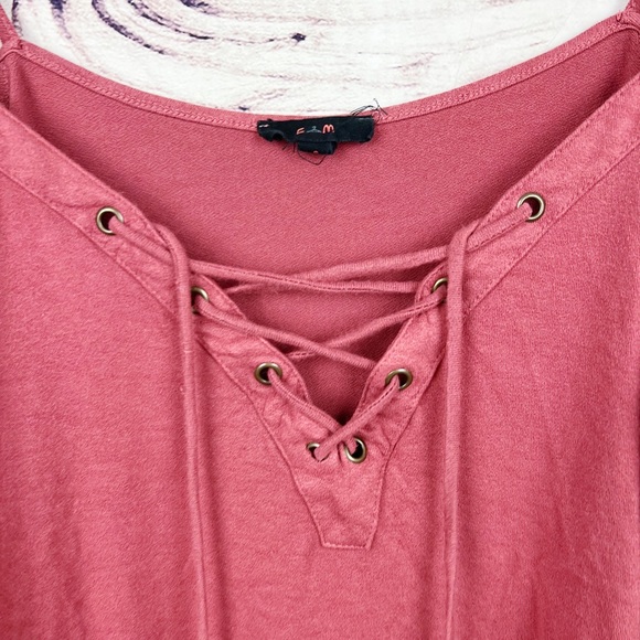 E&M Burnt Orange Lace Up Cold Shoulder Tee Sz S - Picture 4 of 5